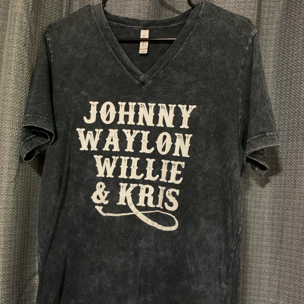 Johnny Waylon Willie Kris T-Shirt Medium